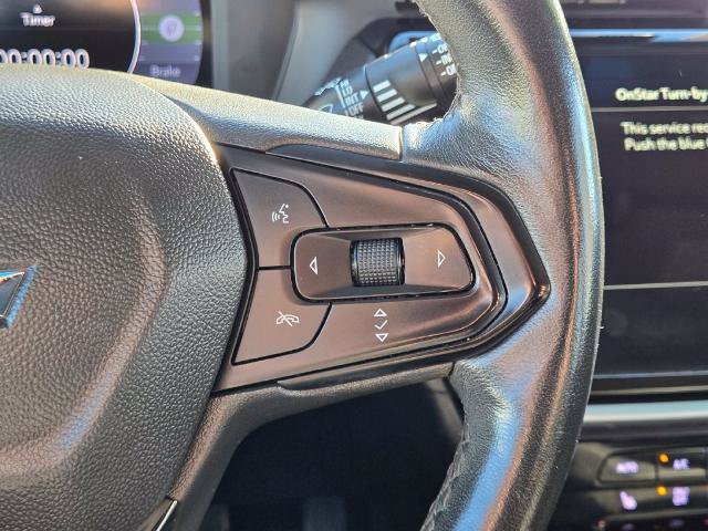 Used 2023 Chevrolet Bolt LT w/ Infotainment Package FWD image 26