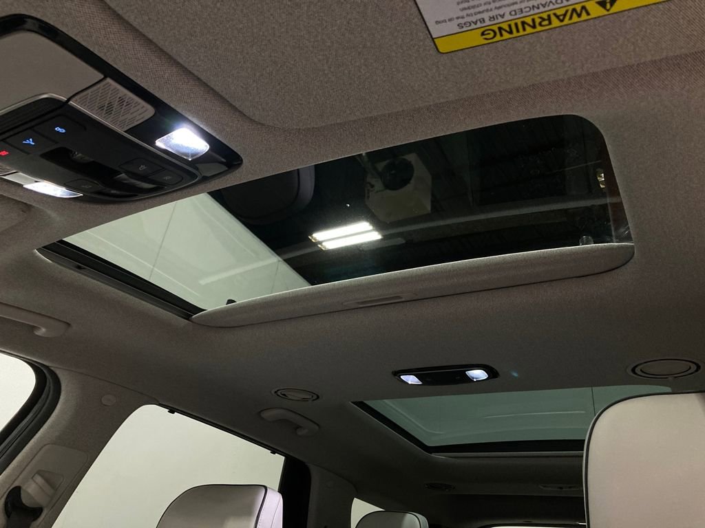 Used 2022 Hyundai Palisade Limited image 21