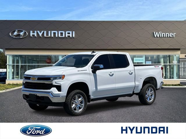 Used 2024 Chevrolet Silverado 1500 LT