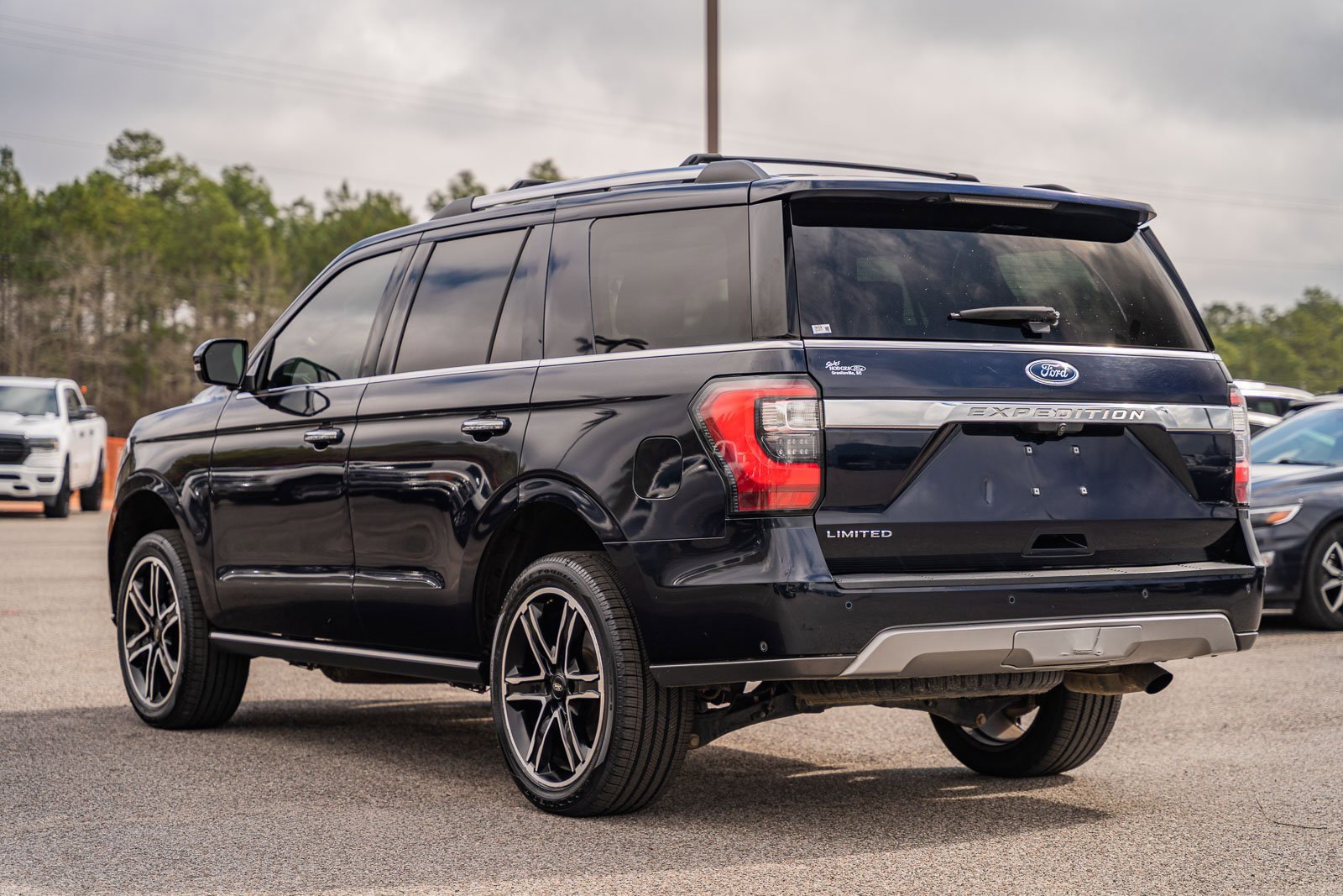 Certified 2021 Ford Expedition Limited image 5