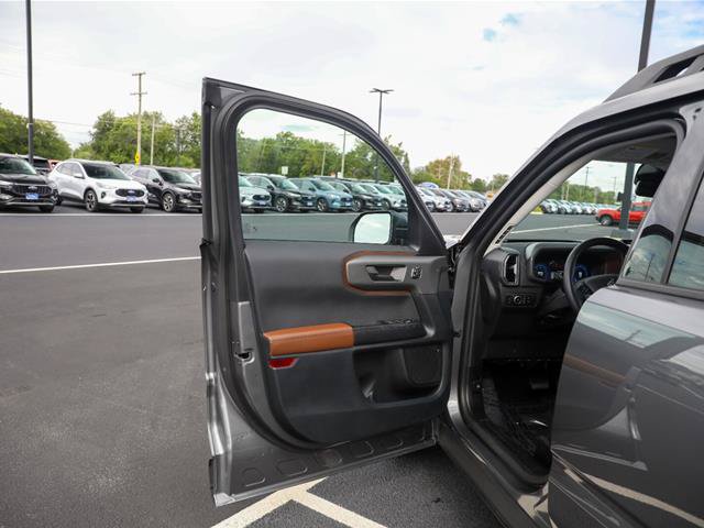 Certified 2025 Ford Bronco Sport Outer Banks w/ Outer Banks Tech Package+ AWD/4WD image 19