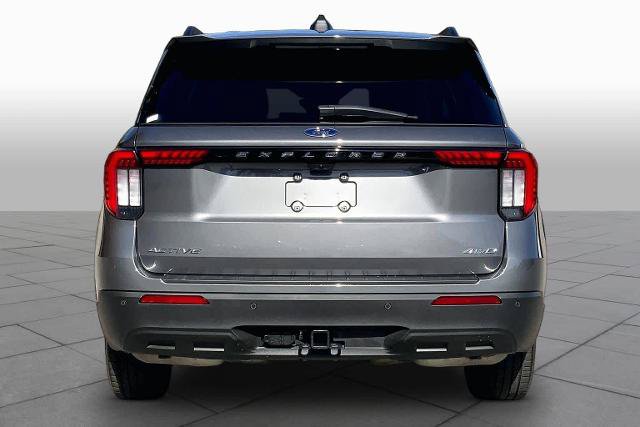 Certified 2025 Ford Explorer Active AWD/4WD image 5