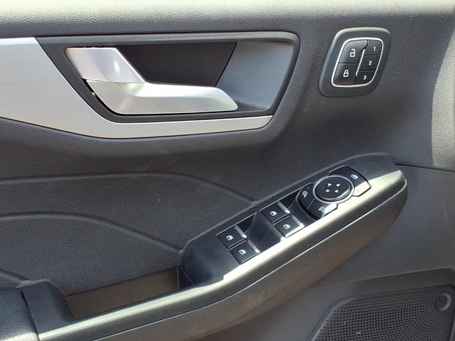 Certified 2023 Ford Escape Platinum AWD/4WD image 15