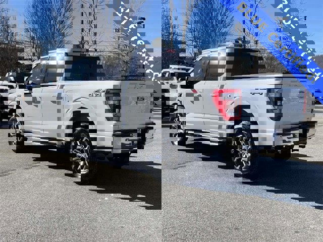 Certified 2022 Ford F150 Lariat w/ Equipment Group 501A Mid image 3