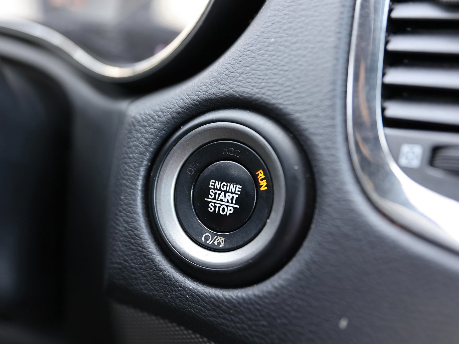 Used 2019 Dodge Durango R/T w/ Trailer Tow Group IV image 38