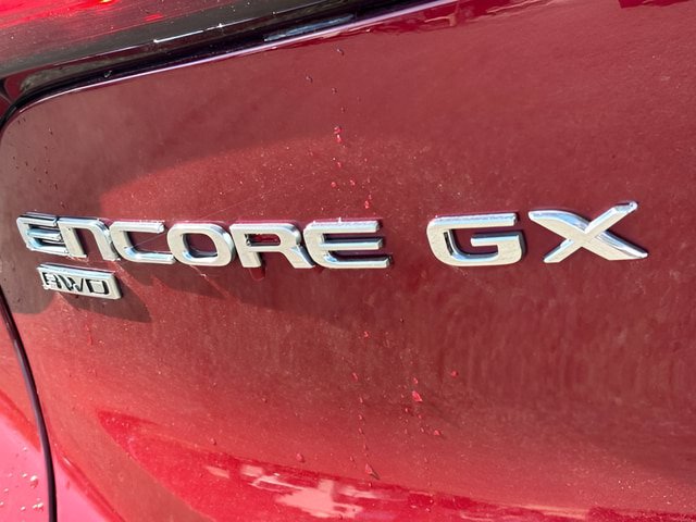 Used 2024 Buick Encore GX Preferred AWD/4WD image 17
