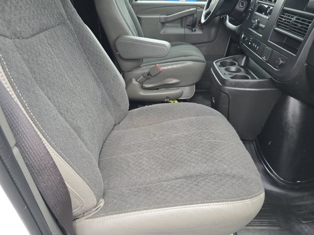 Used 2025 Chevrolet Express 2500 w/ Driver Convenience Package RWD image 15