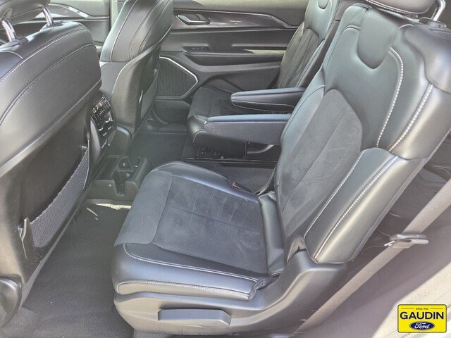 Used 2021 Jeep Grand Cherokee L Laredo AWD/4WD image 12