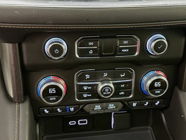 Used 2024 GMC Yukon AT4 w/ AT4 Premium Package image 19