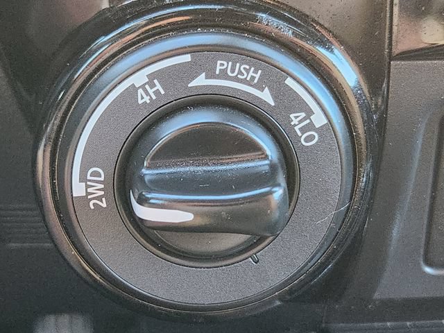 Used 2023 Nissan Titan Platinum Reserve w/ Moonroof Package AWD/4WD image 26