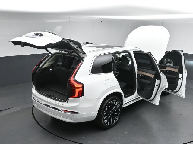 Used 2025 Volvo XC90 B6 Plus w/ Protection Package Premier AWD/4WD image 59