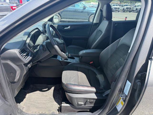 Certified 2022 Ford Escape SEL w/ SEL Stealth AWD Package image 11