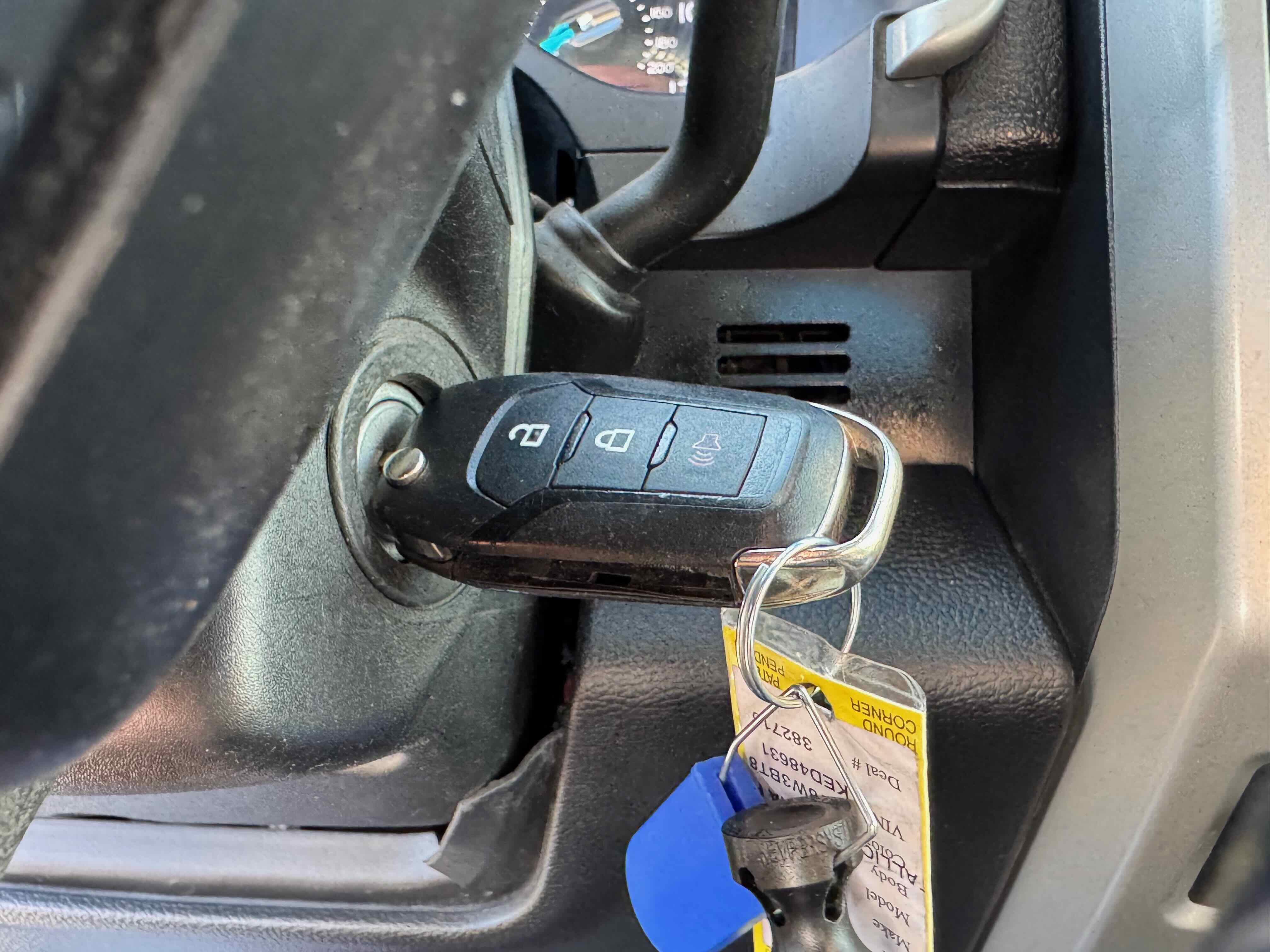 Certified 2019 Ford F350 Lariat image 25