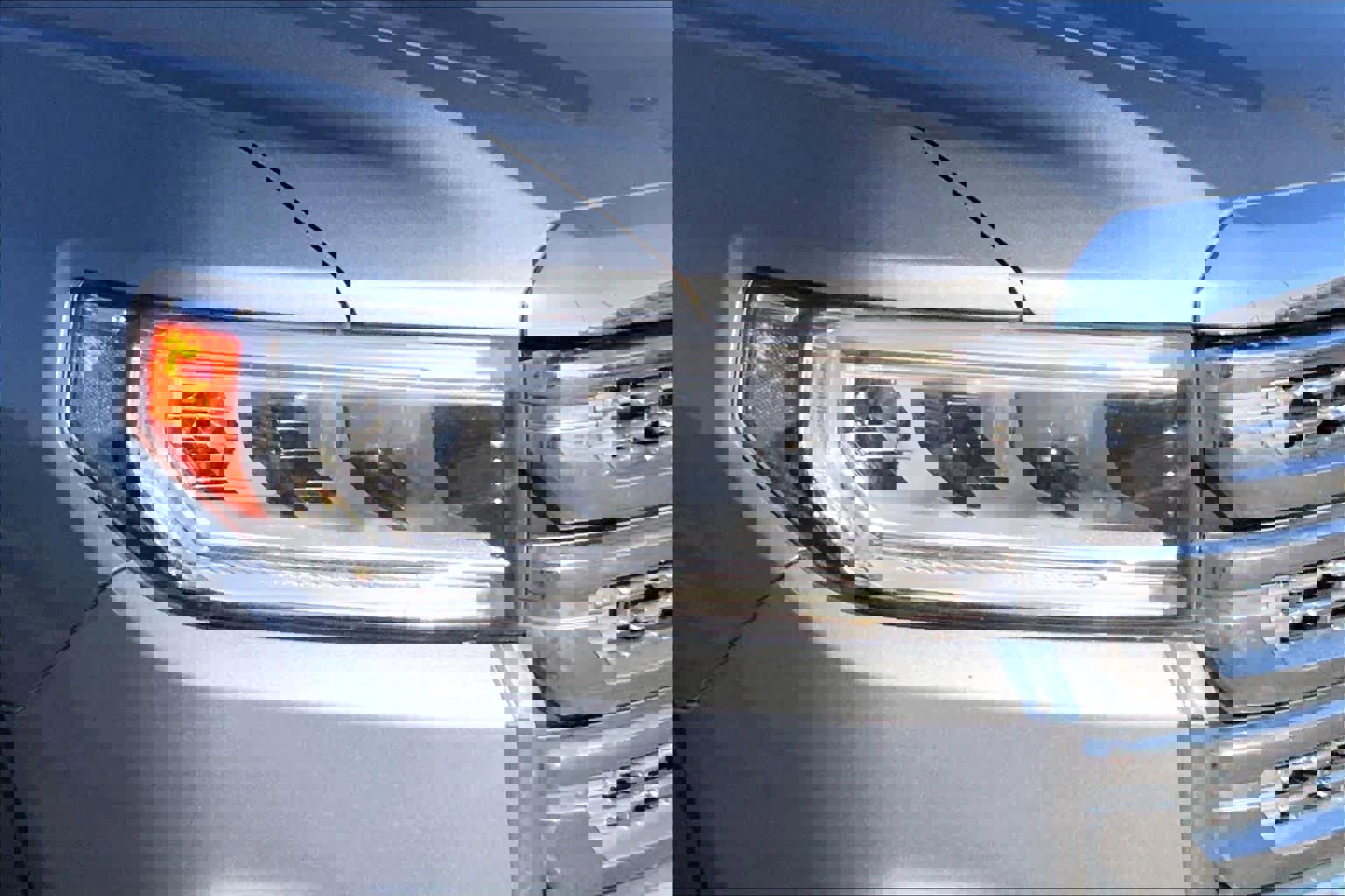 Used 2020 GMC Acadia SLT w/ Premium Package image 25