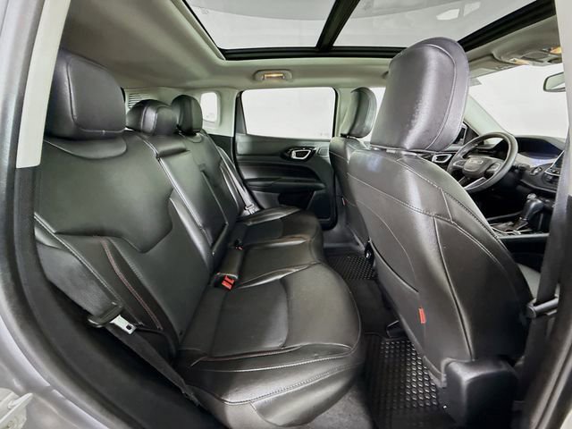 Used 2022 Jeep Compass Trailhawk w/ Sun and Sound Group AWD/4WD image 26