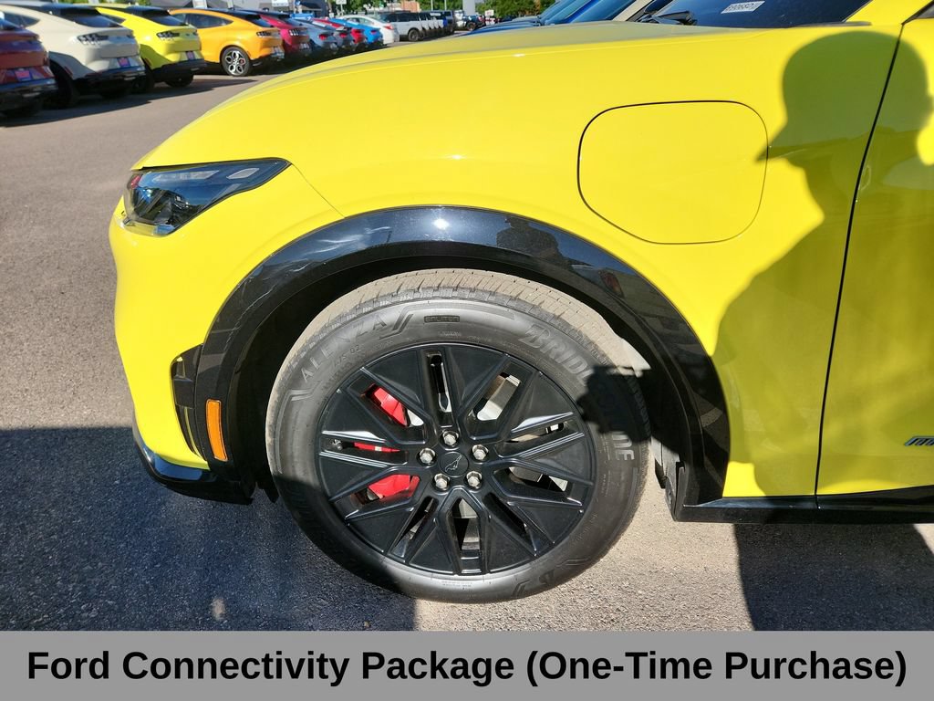 Certified 2025 Ford Mustang Mach-E Premium w/ Sport Appearance Package AWD/4WD image 5