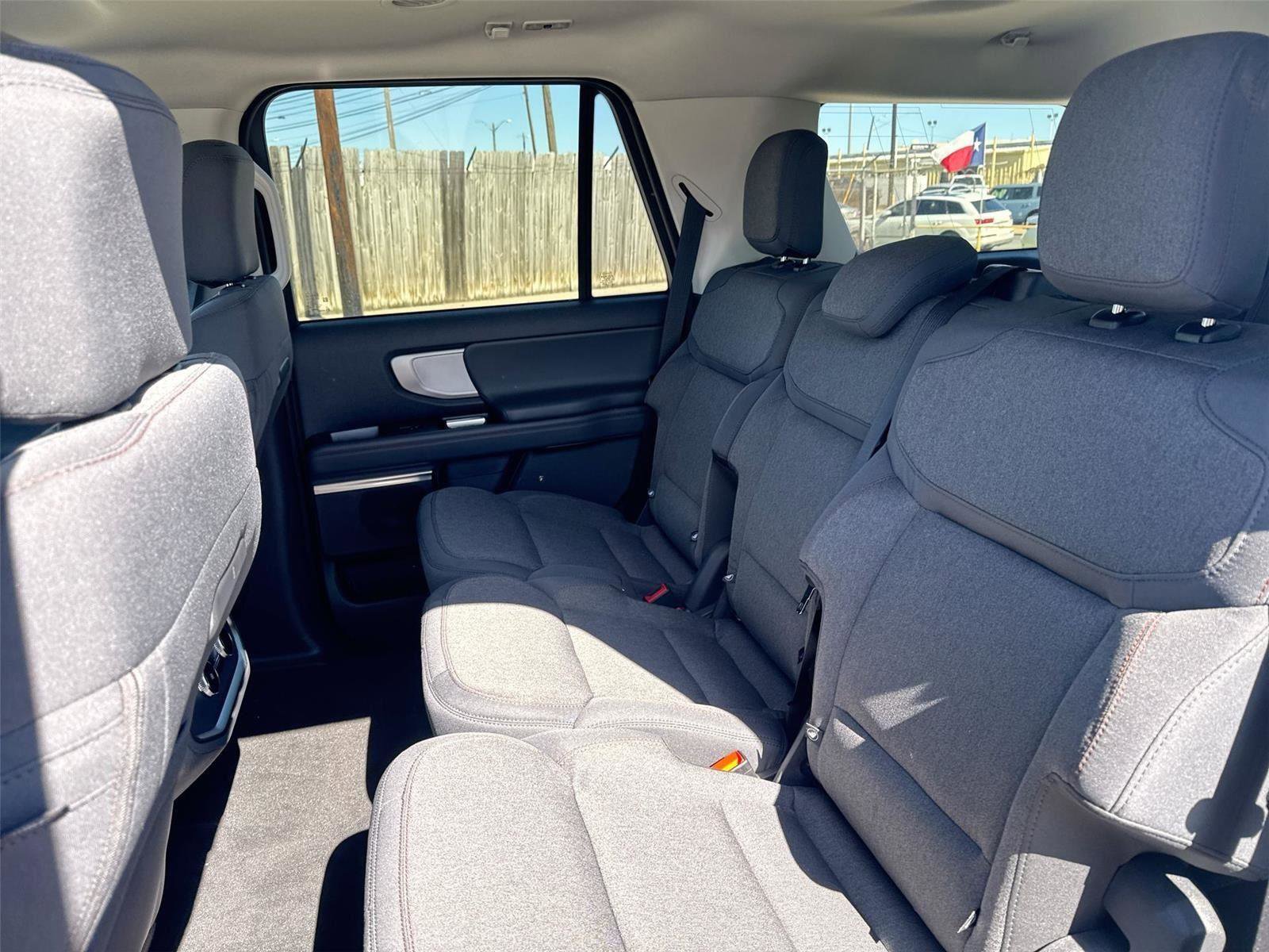 Certified 2025 Ford Expedition Active RWD image 24