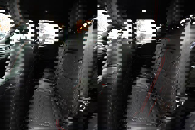 Certified 2025 Ford Escape ST-Line Elite w/ Class II Trailer Tow Package image 9