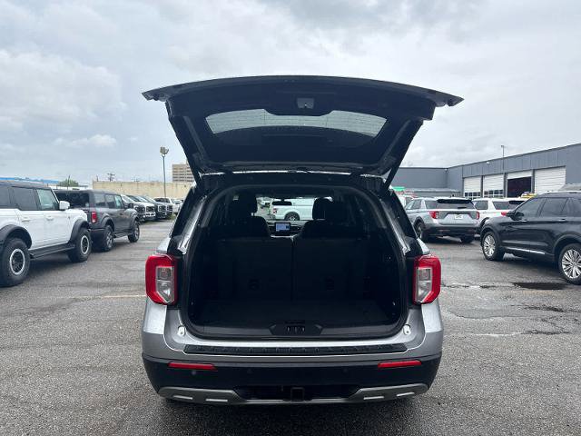 Certified 2023 Ford Explorer XLT w/ Equipment Group 202A AWD/4WD image 10