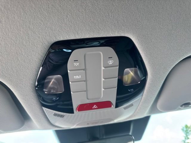 Used 2025 Kia K4 FWD image 53