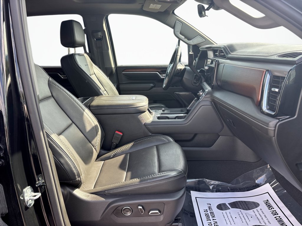 Used 2024 GMC Sierra 2500 Denali w/ Denali Reserve Package AWD/4WD image 13