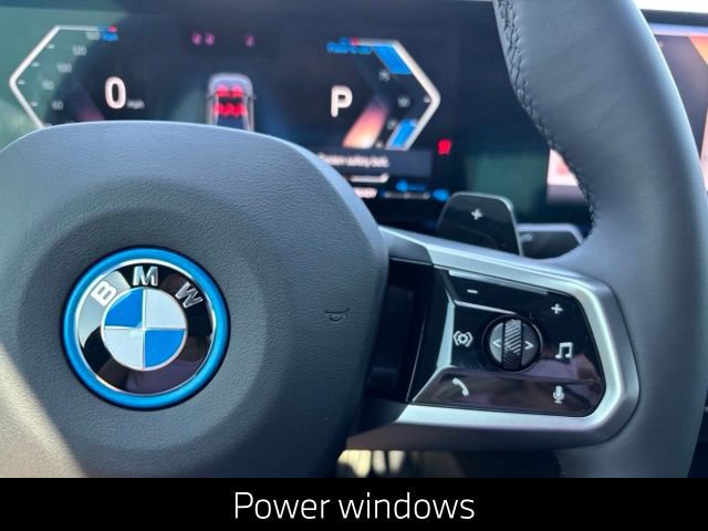 Used 2026 BMW 550e xDrive AWD/4WD image 28