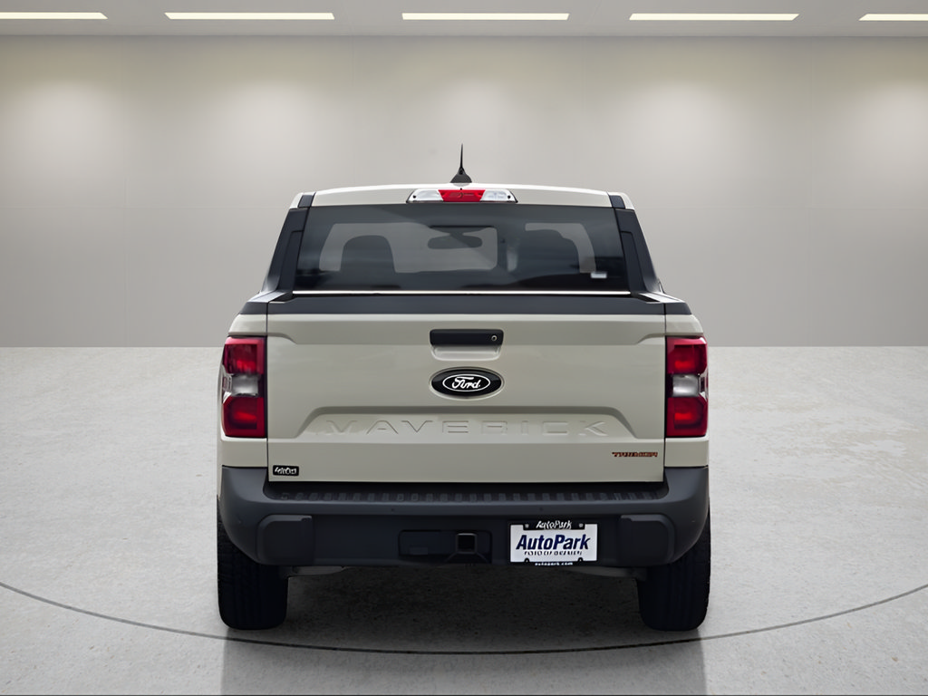 Certified 2025 Ford Maverick Tremor AWD/4WD image 9