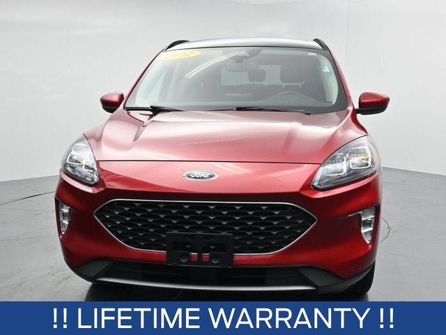 Certified 2022 Ford Escape Titanium w/ Class II Trailer Tow Package AWD/4WD image 3