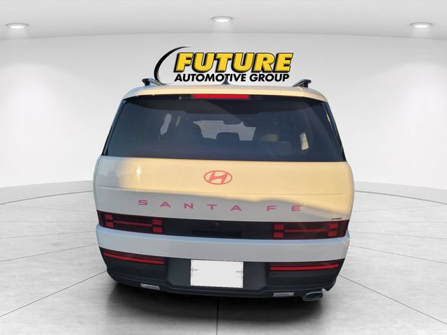 Used 2025 Hyundai Santa Fe SEL AWD/4WD image 4