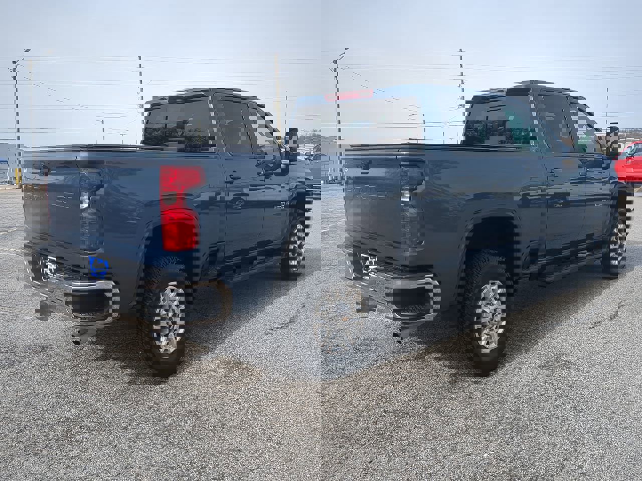 Used 2024 Chevrolet Silverado 2500 LT w/ Convenience Package image 4