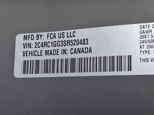 Used 2025 Chrysler Pacifica Limited image 29