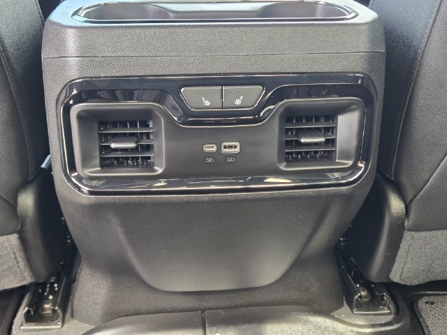 Used 2023 GMC Sierra 1500 AT4 w/ AT4 Premium Package AWD/4WD image 31