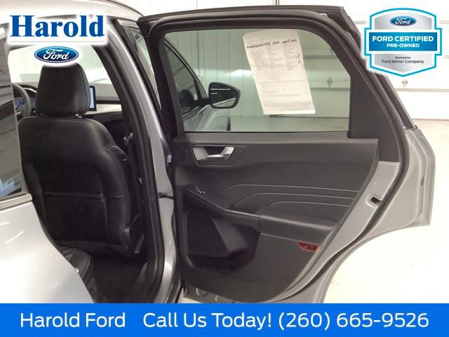 Certified 2024 Ford Escape SE w/ PHEV Premium Package FWD image 9