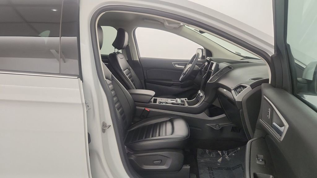 Certified 2023 Ford Edge SEL w/ Convenience Package image 29