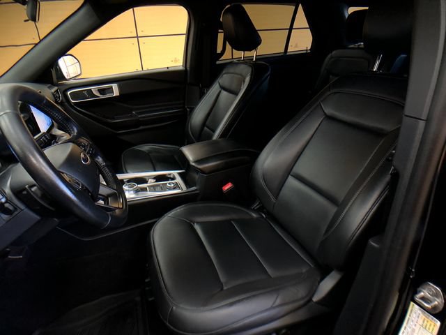 Certified 2020 Ford Explorer XLT w/ Equipment Group 202A AWD/4WD image 10
