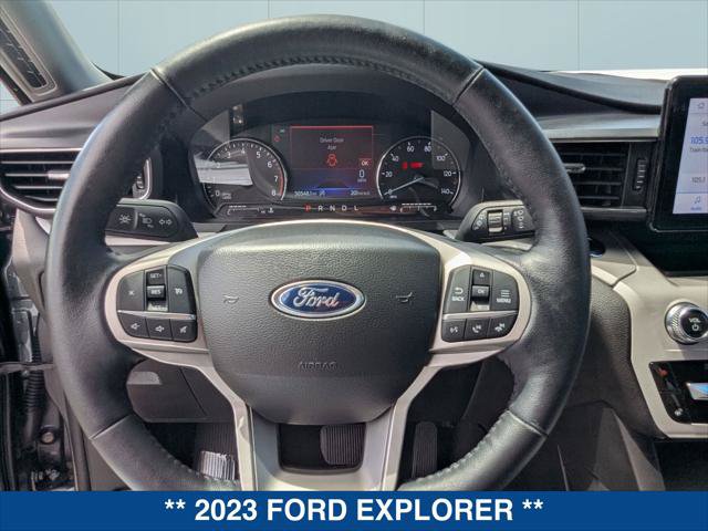 Certified 2023 Ford Explorer XLT w/ Equipment Group 202A RWD image 13