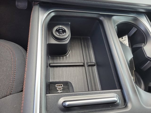 Certified 2025 Ford Expedition Active RWD image 30