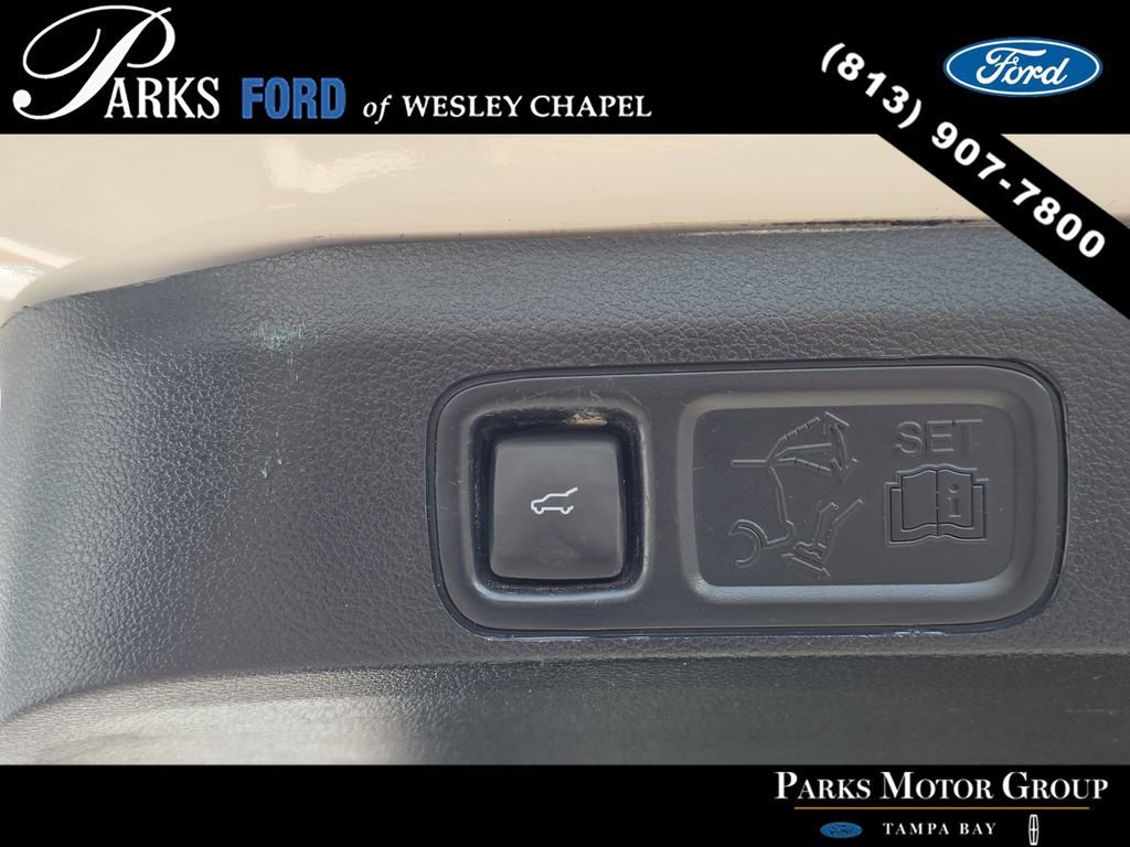 Certified 2021 Ford Expedition Max Platinum image 9