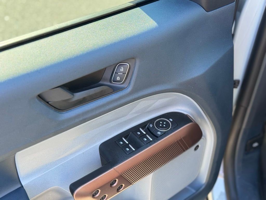 Certified 2024 Ford Maverick Lariat FWD image 10