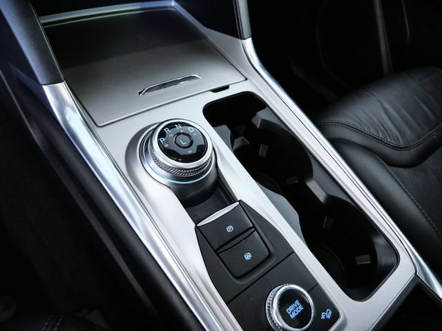 Certified 2023 Ford Explorer Platinum w/ Technology Package AWD/4WD image 23