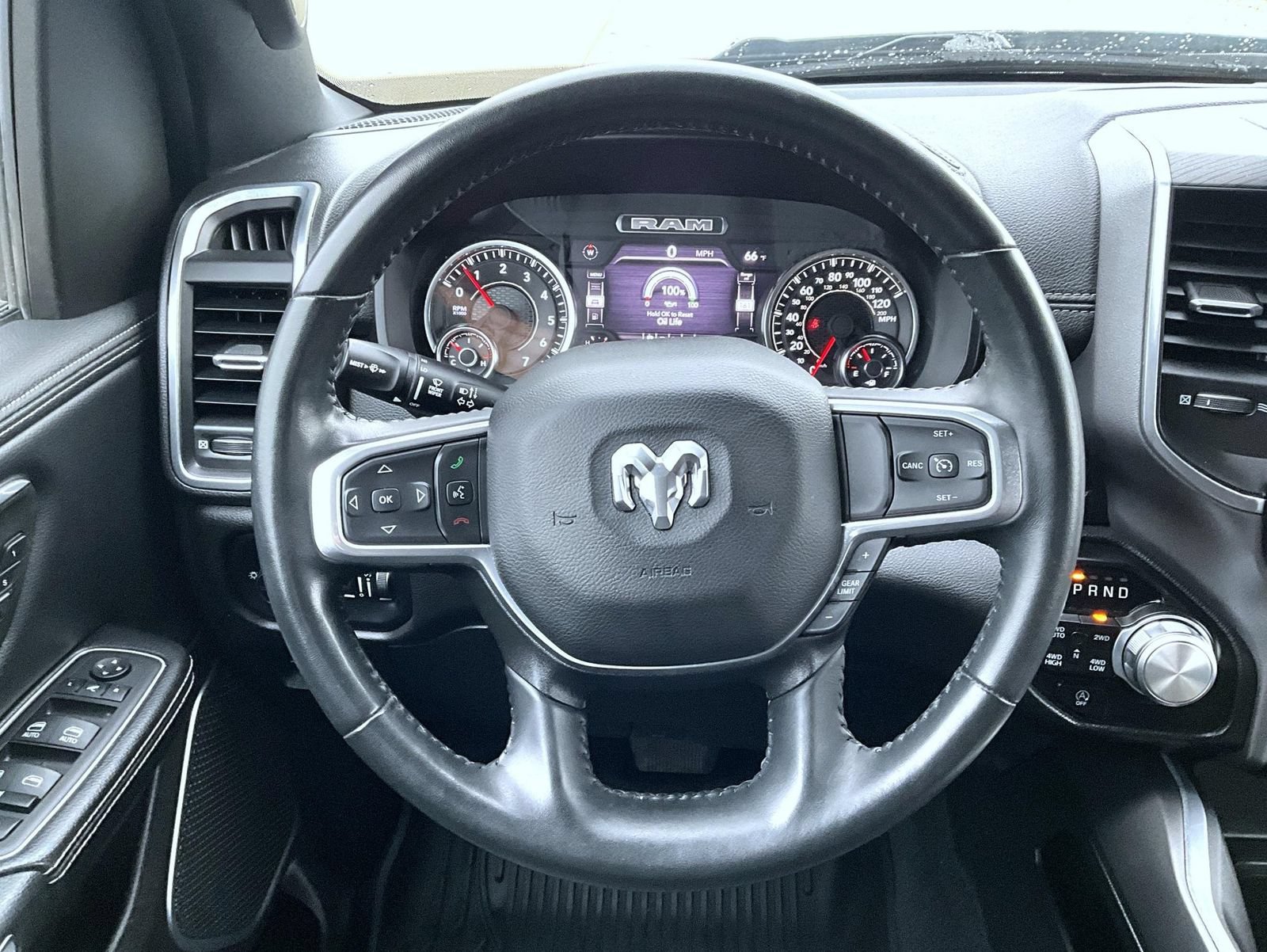 Used 2023 RAM 1500 Laramie AWD/4WD image 11