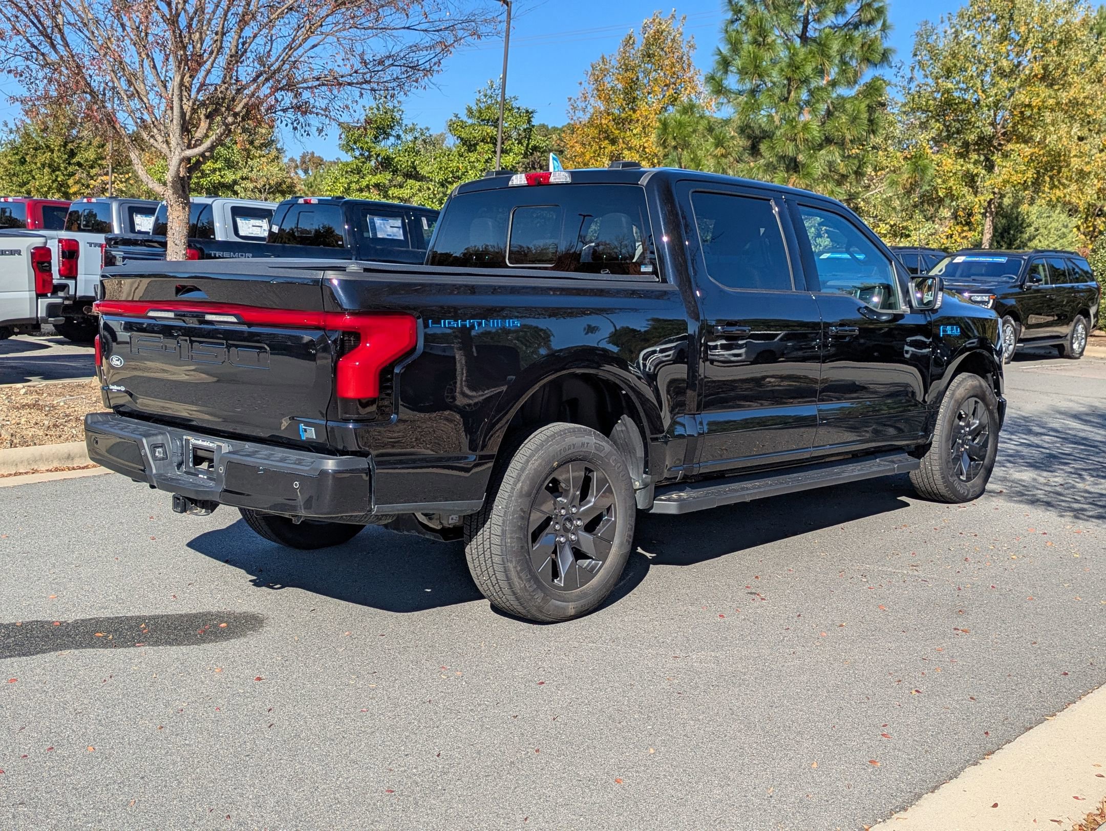 Certified 2024 Ford F150 Lightning Lariat image 5