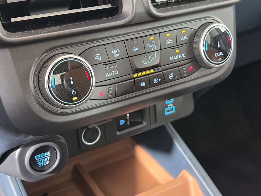 Certified 2024 Ford Maverick Lariat FWD image 21