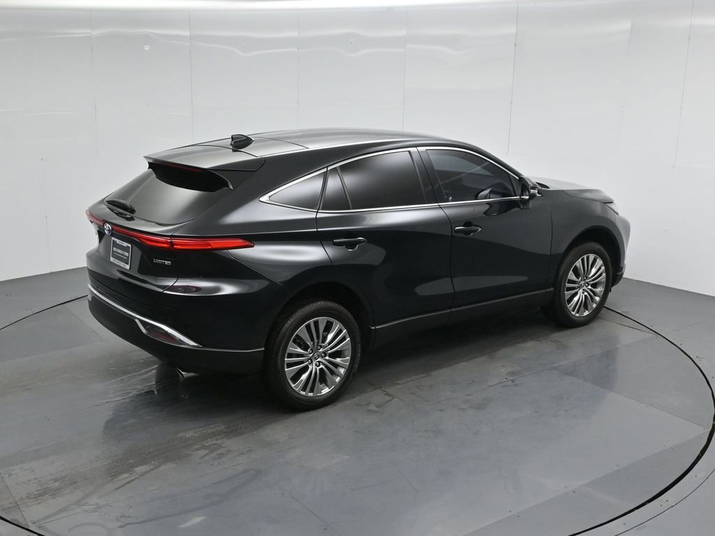 Used 2024 Toyota Venza Limited image 14