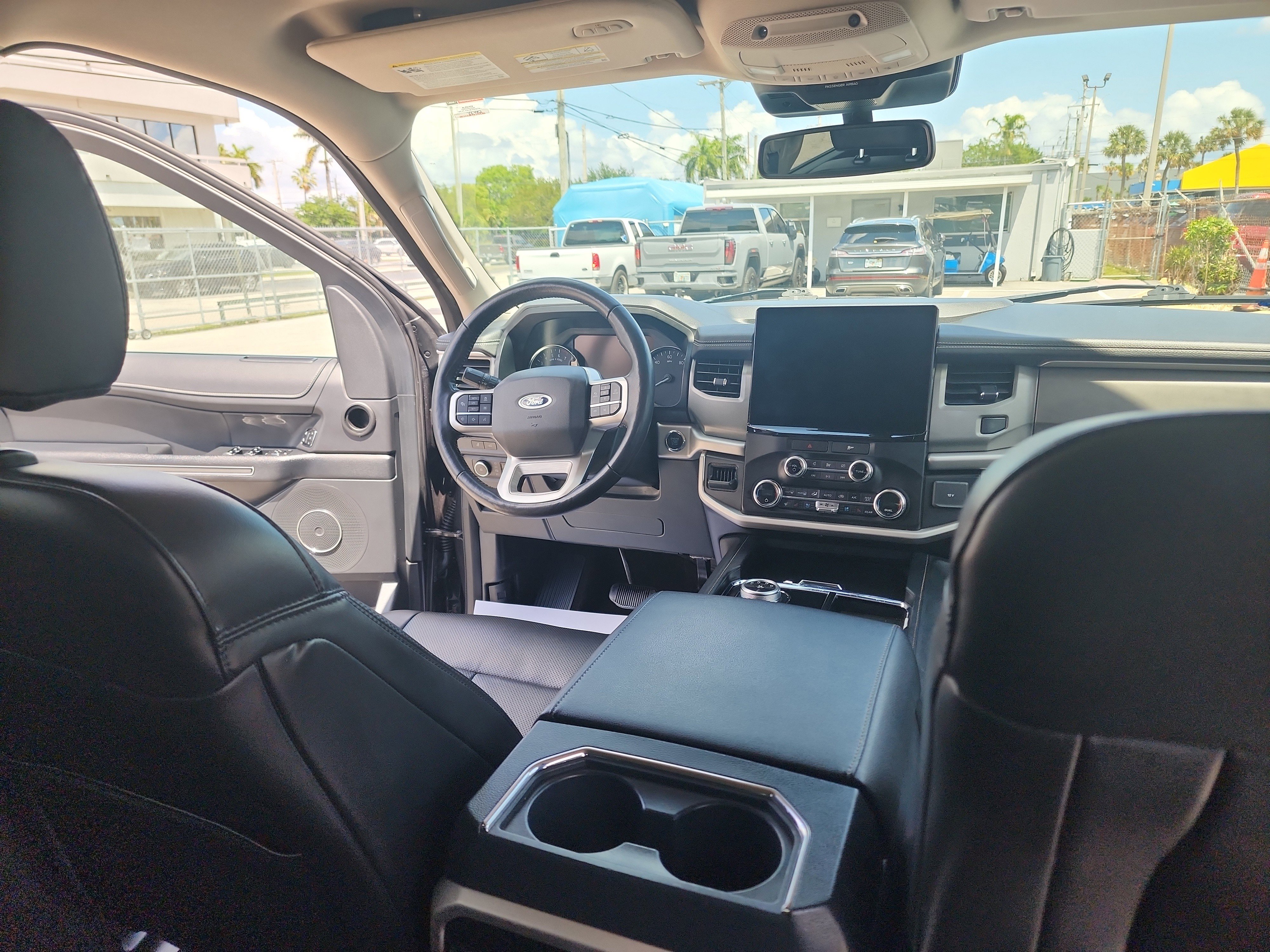 Certified 2022 Ford Expedition XLT RWD image 23