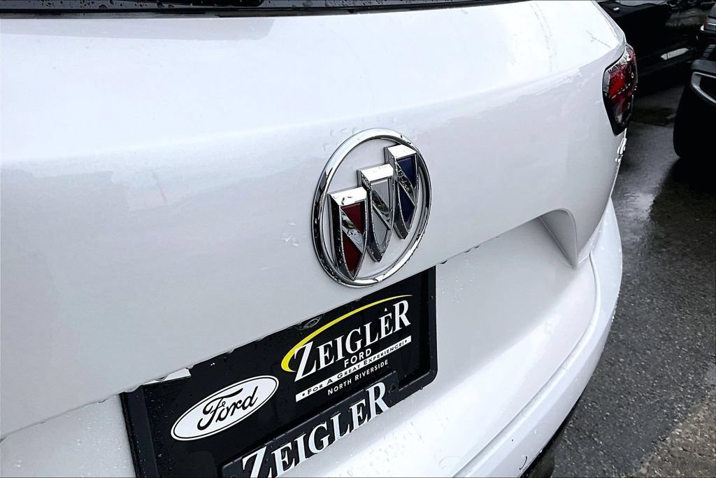 Used 2023 Buick Envision Essence w/ Sport Touring Package AWD/4WD image 31
