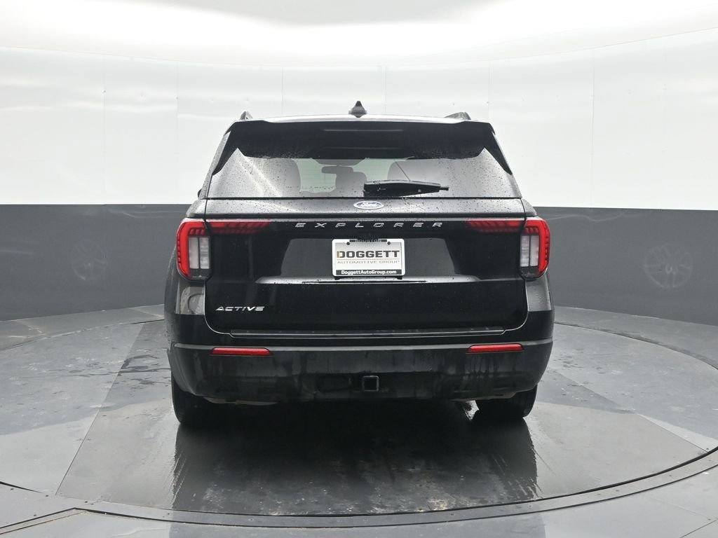 Certified 2025 Ford Explorer Active RWD image 17