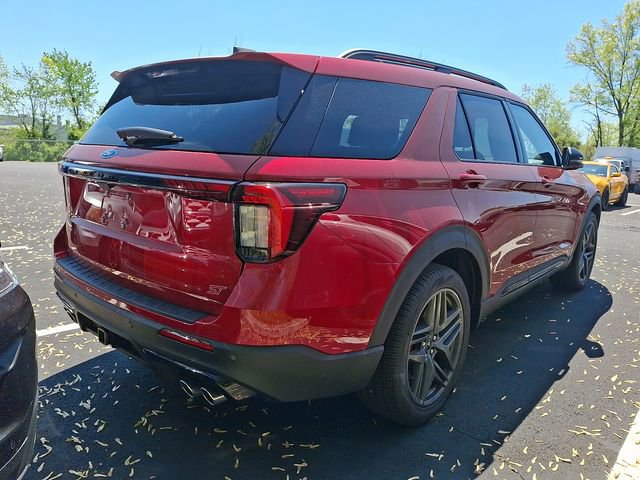 Certified 2025 Ford Explorer ST AWD/4WD image 8