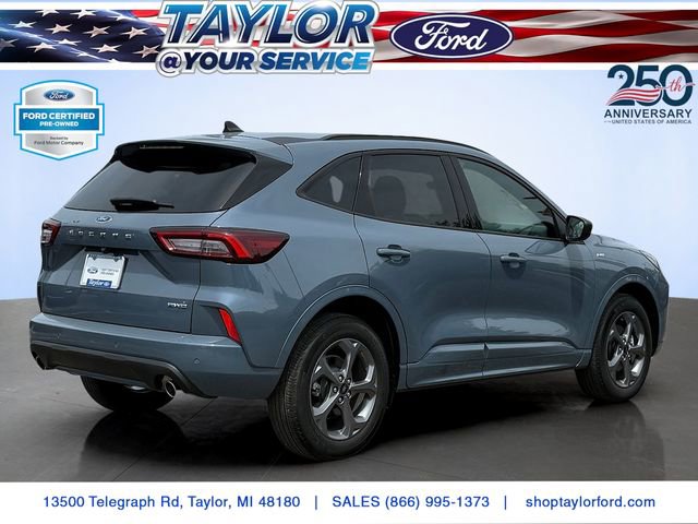 Certified 2023 Ford Escape ST-Line w/ Tech Pack #1 AWD/4WD image 3