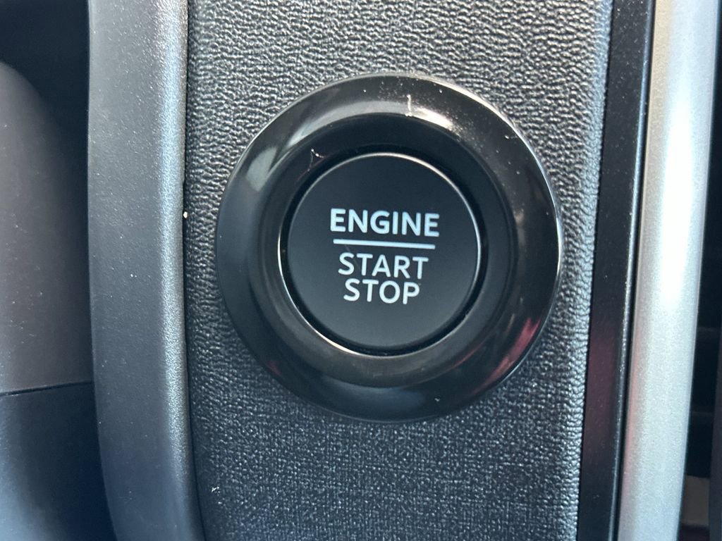 Certified 2025 Ford Expedition Active image 24